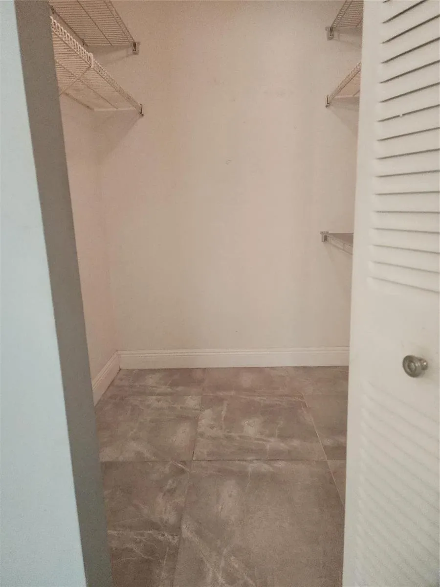 8205 NW 61st Street NW #B202 Tamarac, FL 33321