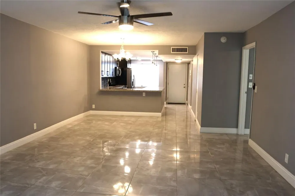 8205 NW 61st Street NW #B202 Tamarac, FL 33321