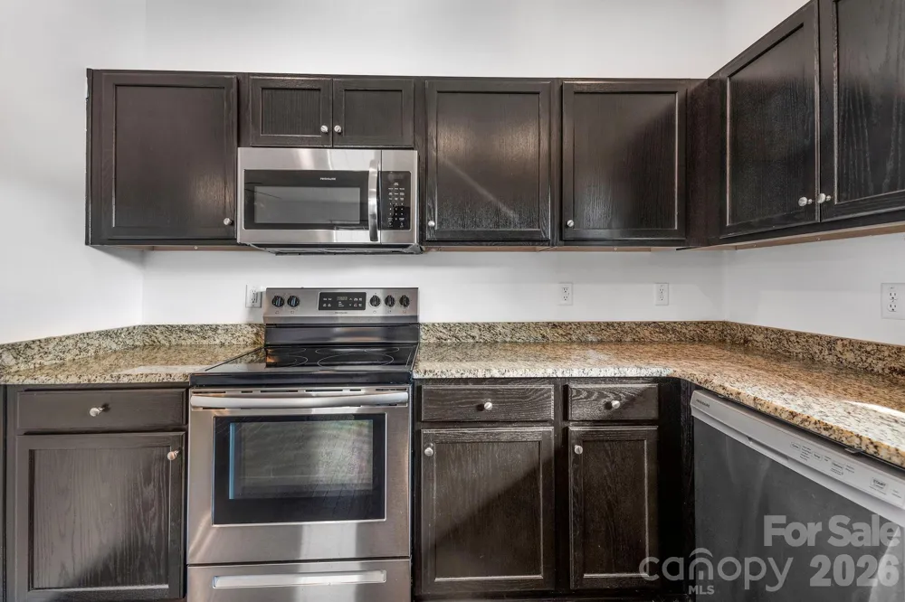 738 Cardwell Lane Fletcher, NC 28732