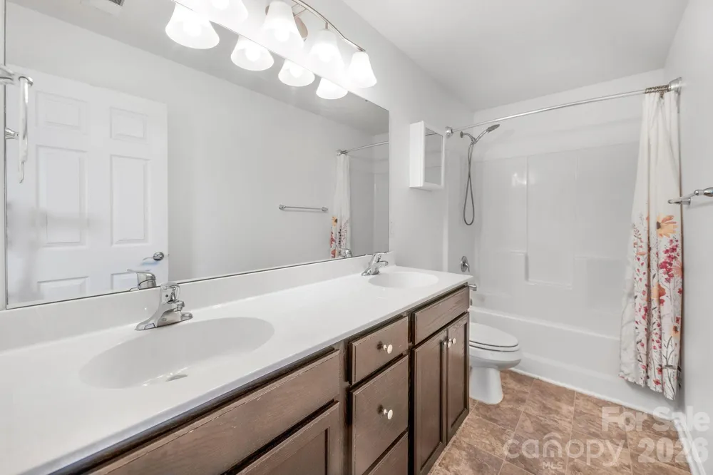 738 Cardwell Lane Fletcher, NC 28732