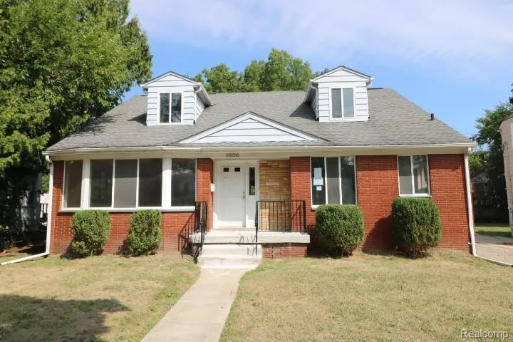 1609 E Court Street Flint City, MI 48503