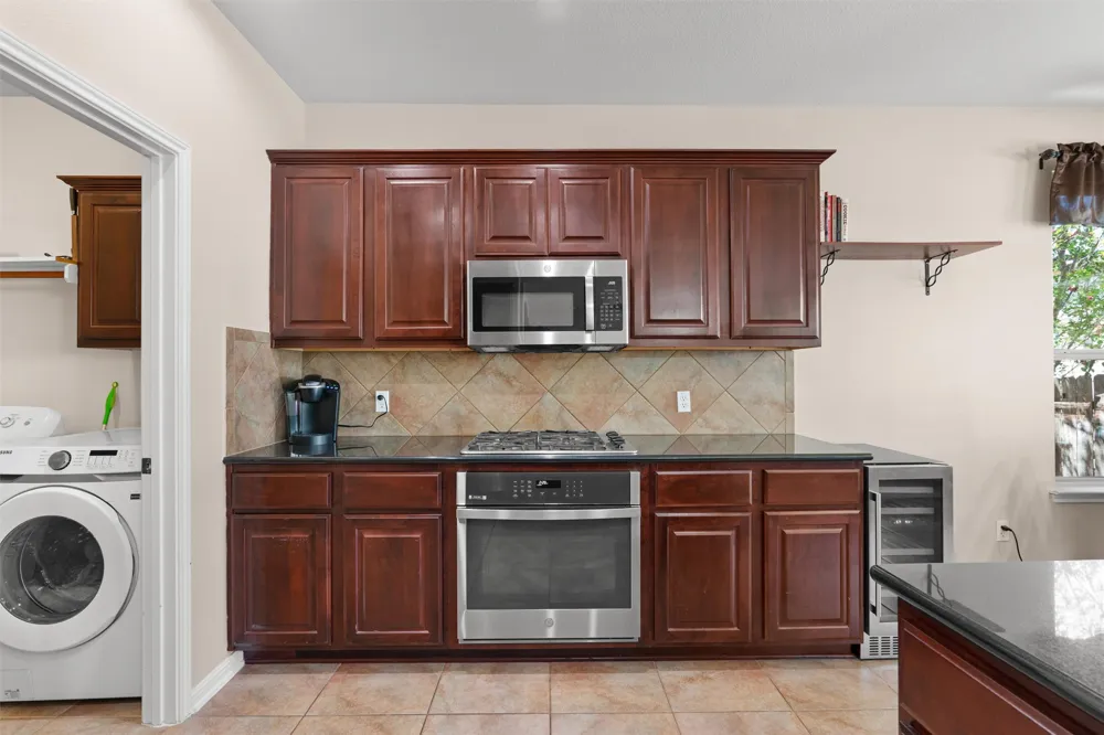310 Nick Price Cove Round Rock, TX 78664