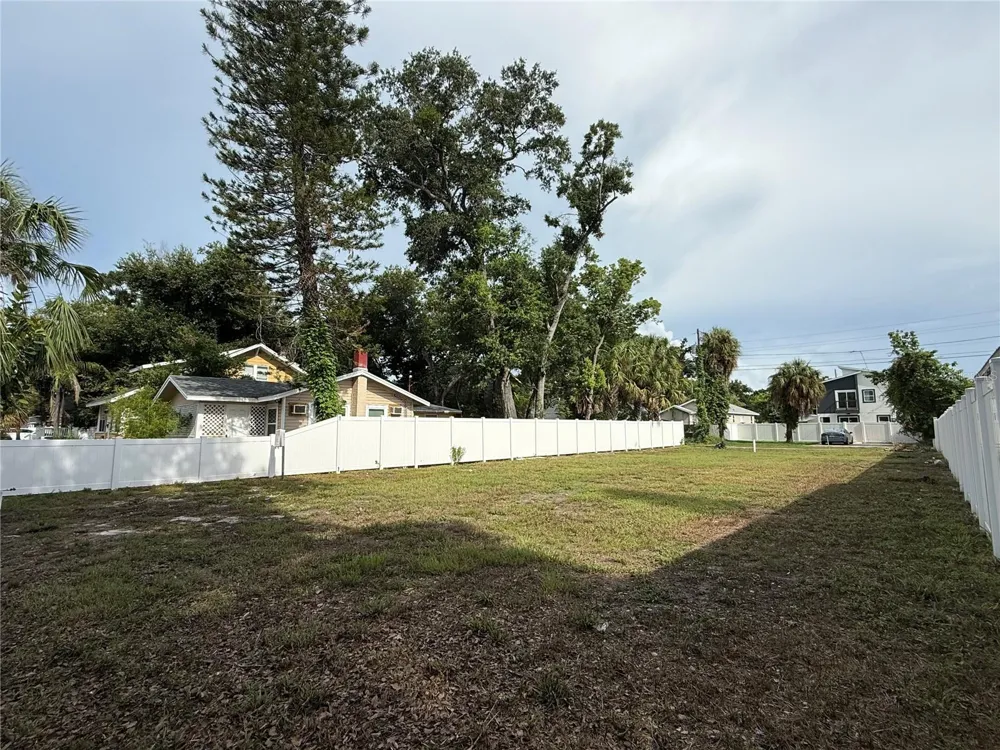 1011 12TH AVENUE S St Petersburg, FL 33705