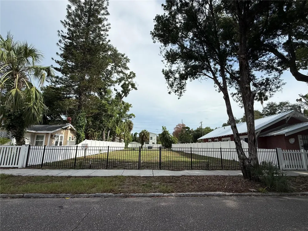 1011 12TH AVENUE S St Petersburg, FL 33705