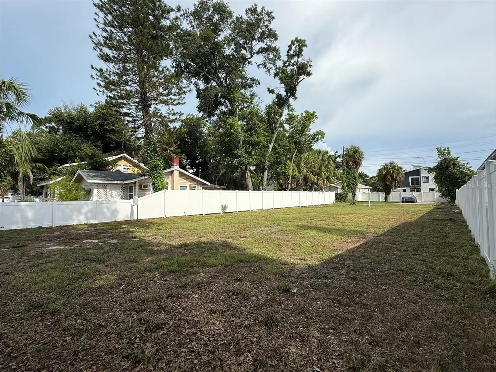 1011 12TH AVENUE S St Petersburg, FL 33705