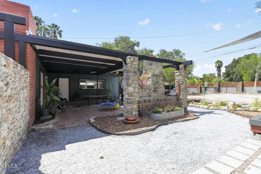 1205 Grant Line Street Santa Paula, CA 93060