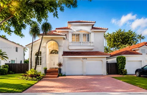 10916 NW 58th Ter