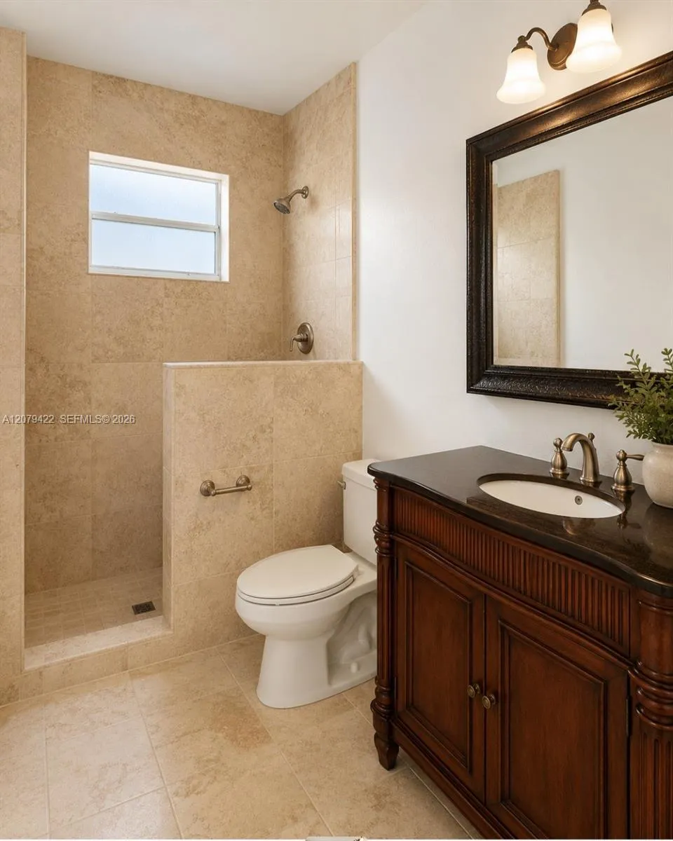 10916 NW 58th Ter Doral, FL 33178