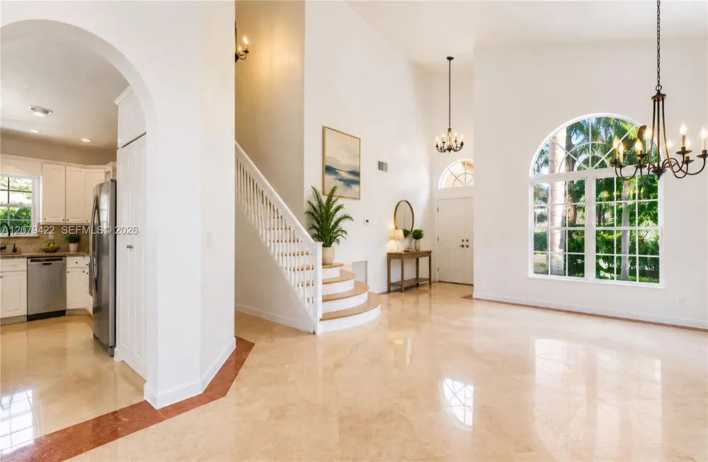 10916 NW 58th Ter Doral, FL 33178