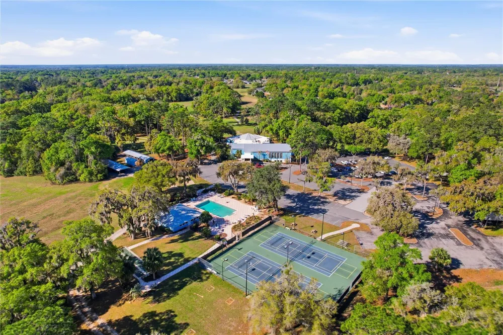 19126 SW 101ST STREET Dunnellon, FL 34432