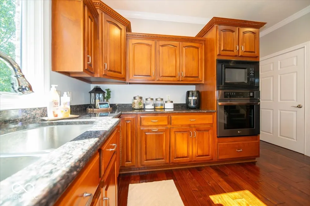 1727 Corral Court Greenwood, IN 46143