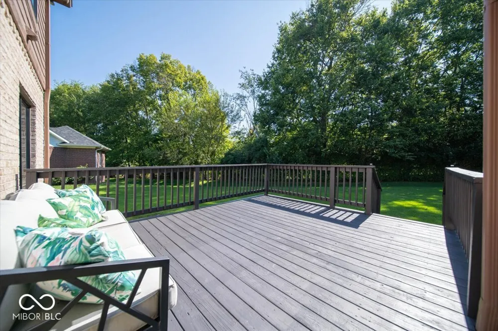 1727 Corral Court Greenwood, IN 46143