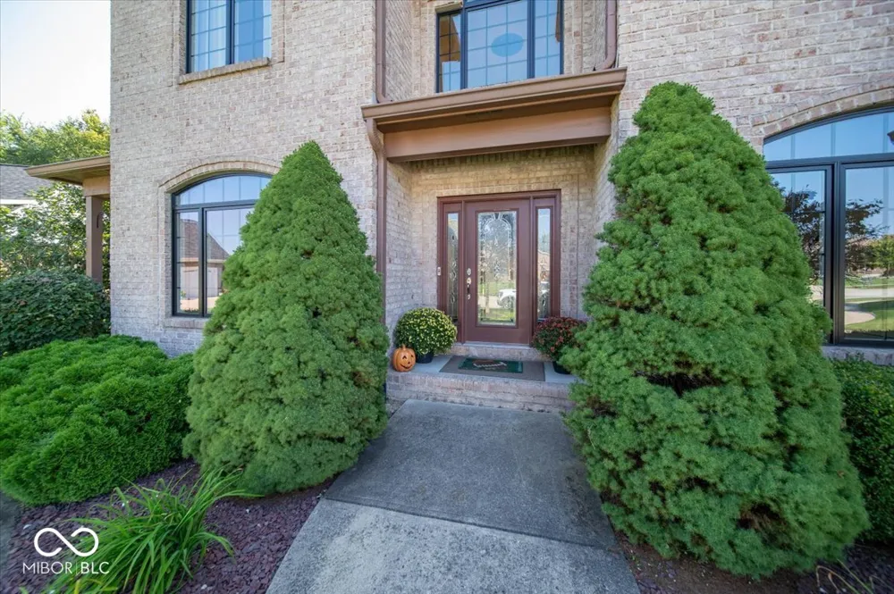 1727 Corral Court Greenwood, IN 46143