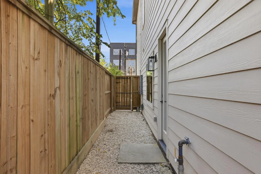 510 Janisch Road Houston, TX 77018