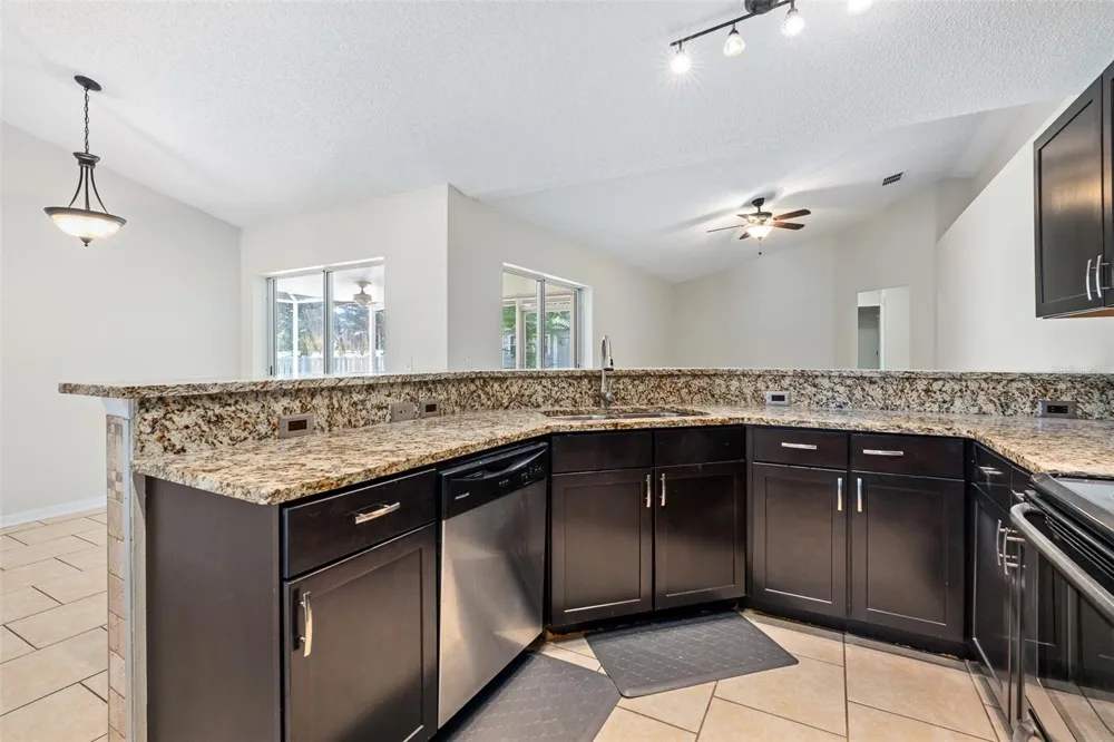 36 FIRETHORN LANE Palm Coast, FL 32137