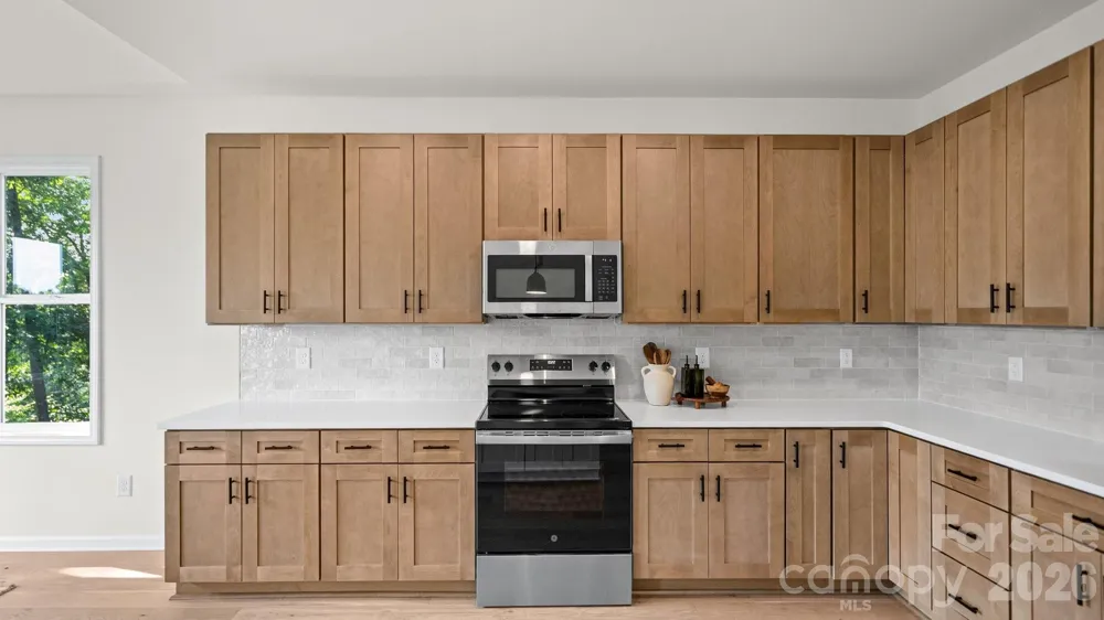 3800 Erskine Woods Drive Bessemer City, NC 28016