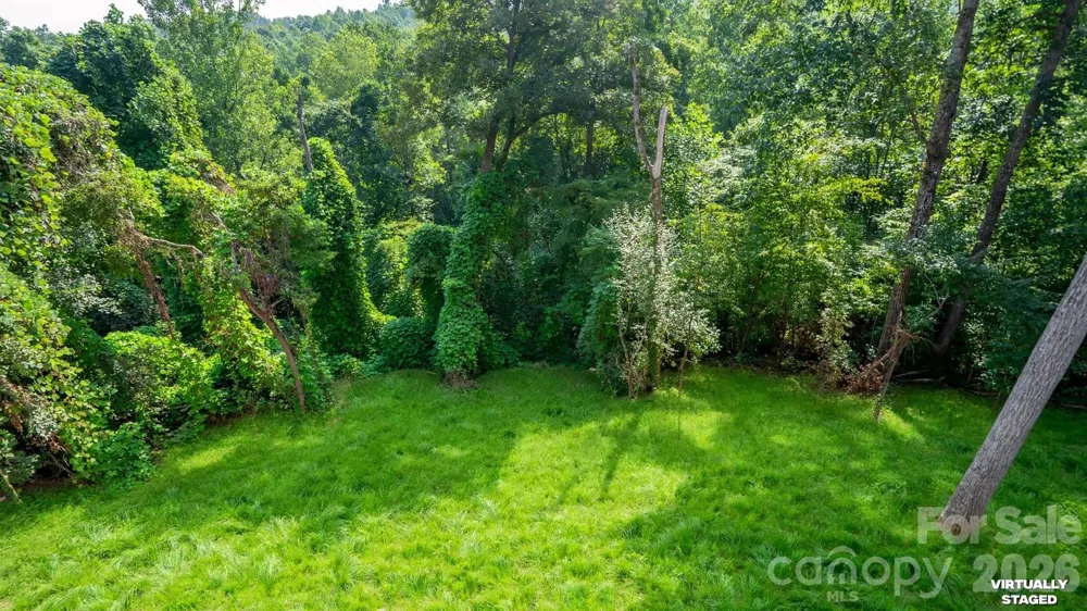 3800 Erskine Woods Drive Bessemer City, NC 28016