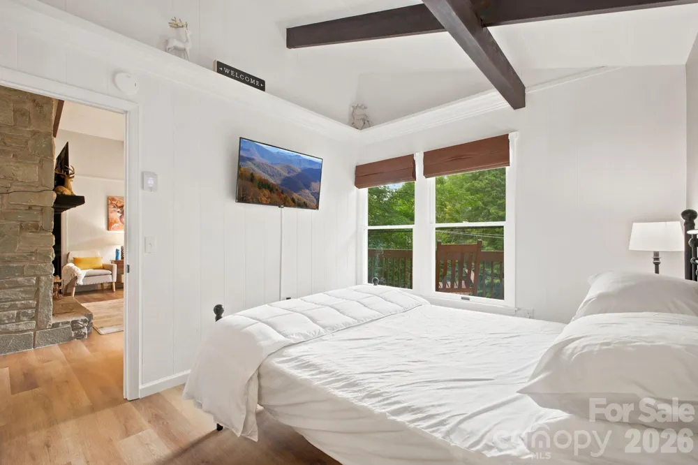 242 Charter Hills Road Beech Mountain, NC 28604