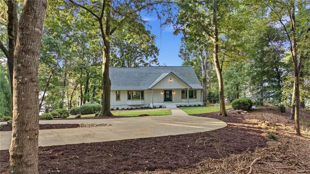 2585 Bridgewater Circle Gainesville, GA 30506
