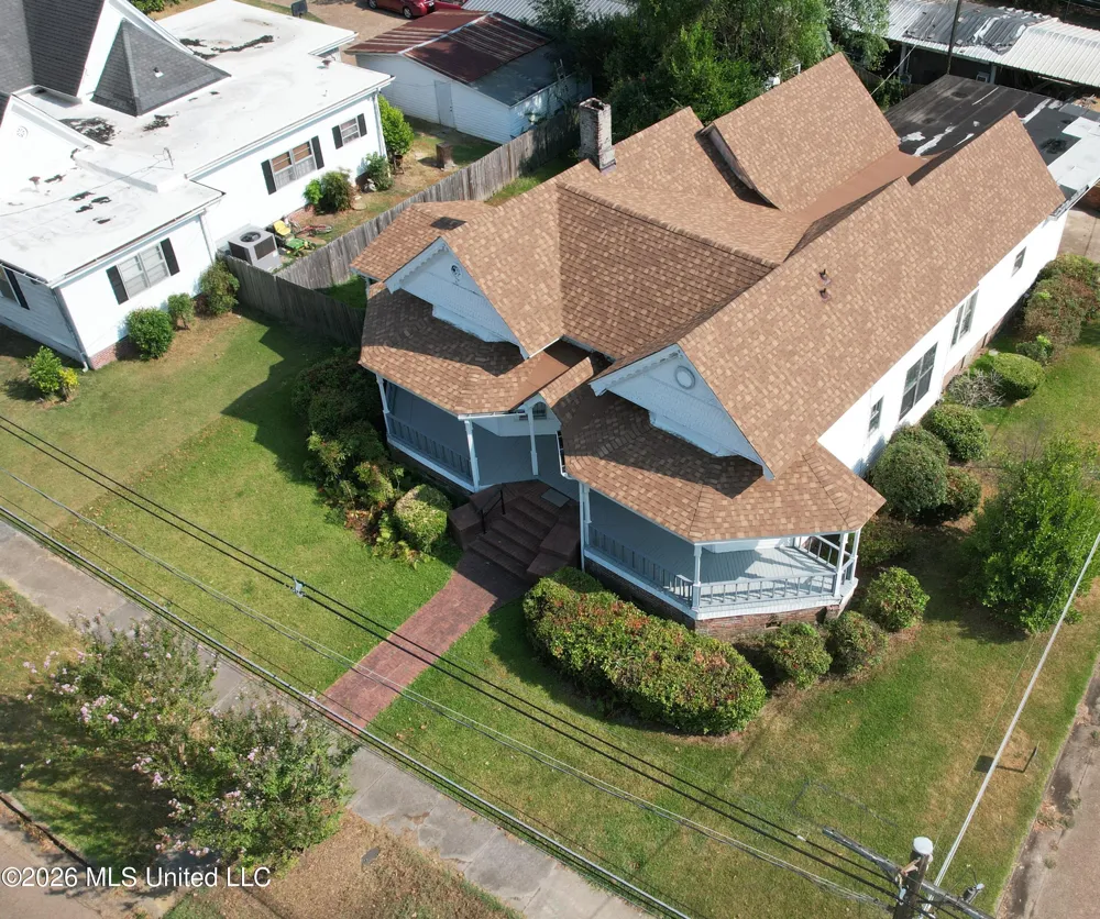 29 South Street Grenada, MS 38901