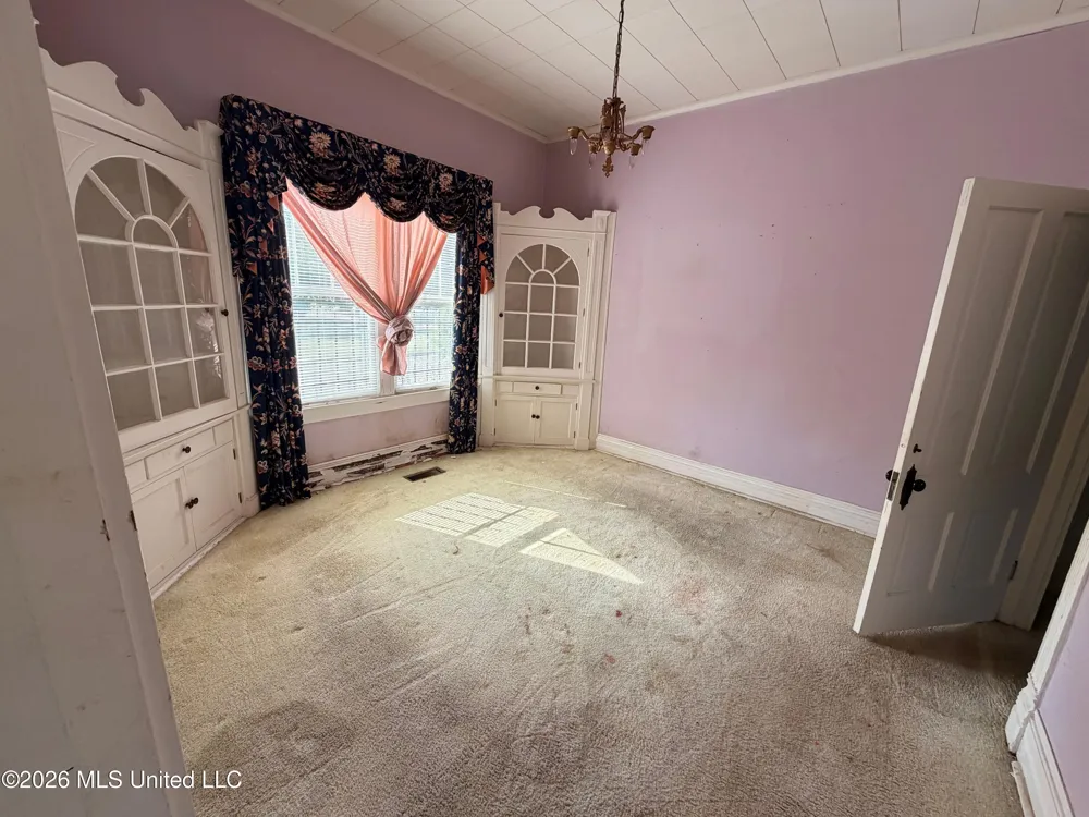 29 South Street Grenada, MS 38901