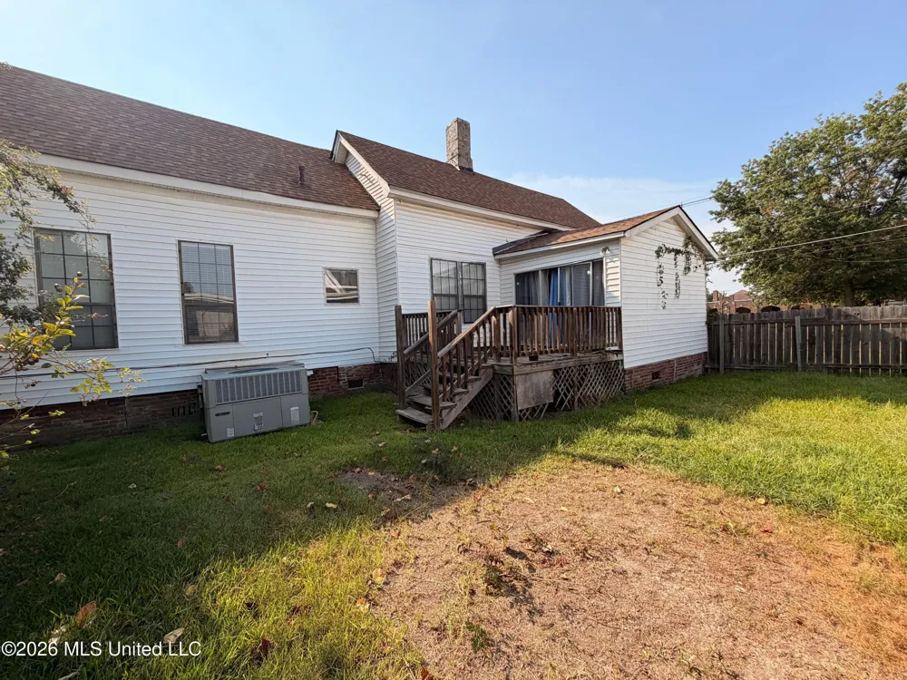 29 South Street Grenada, MS 38901