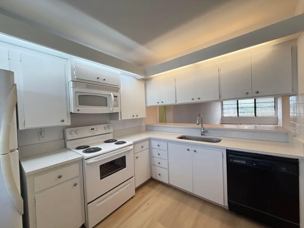 3511 VILLAGE BOULEVARD #404 West Palm Beach, FL 33409