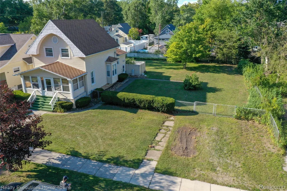 3003 North Boulevard Port Huron City, MI 48060