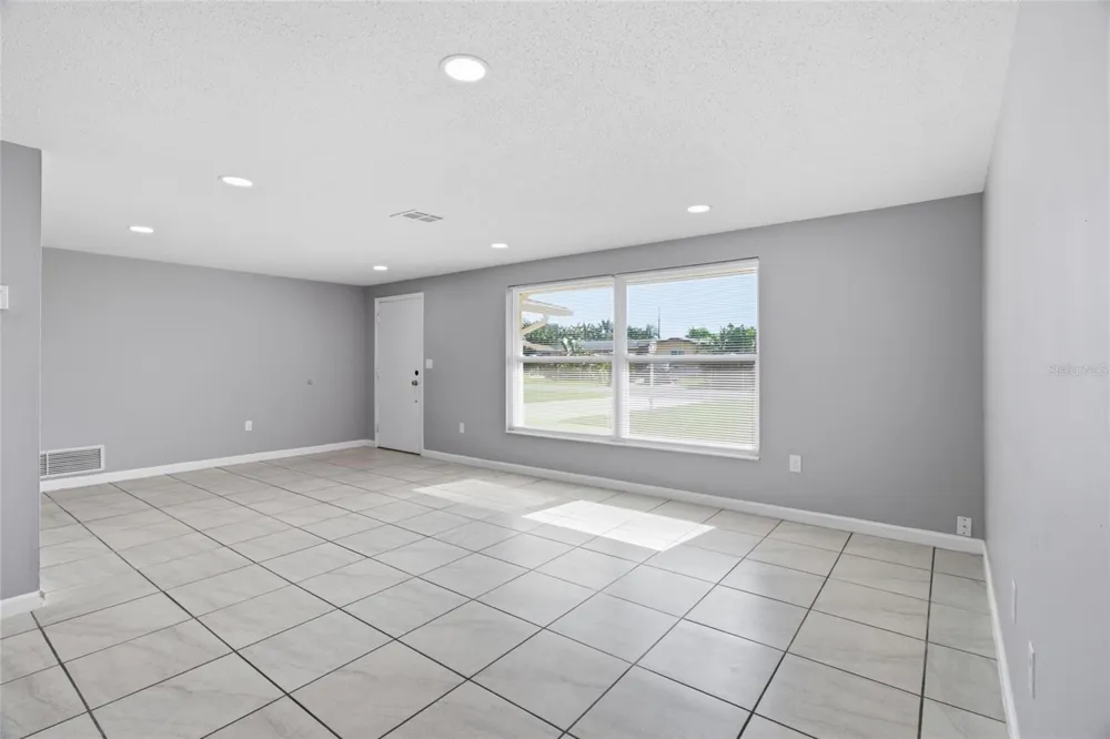 1786 COCONUT DRIVE Venice, FL 34293