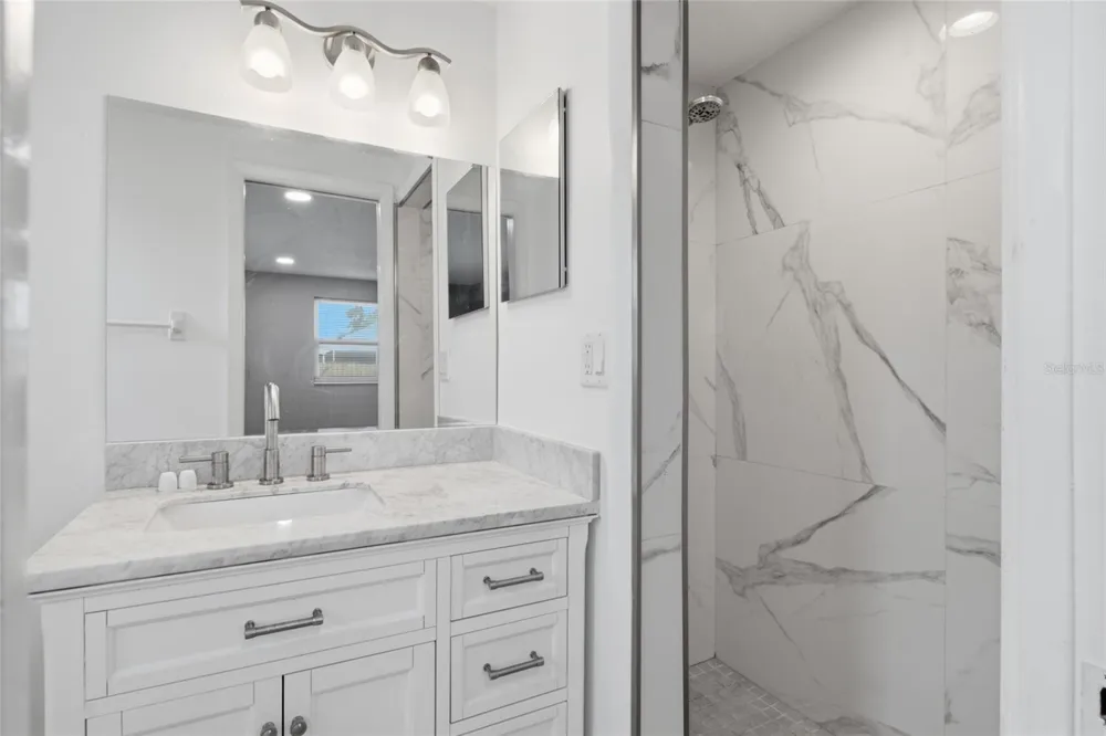 1786 COCONUT DRIVE Venice, FL 34293