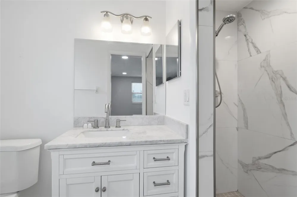 1786 COCONUT DRIVE Venice, FL 34293