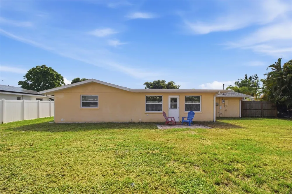 1786 COCONUT DRIVE Venice, FL 34293