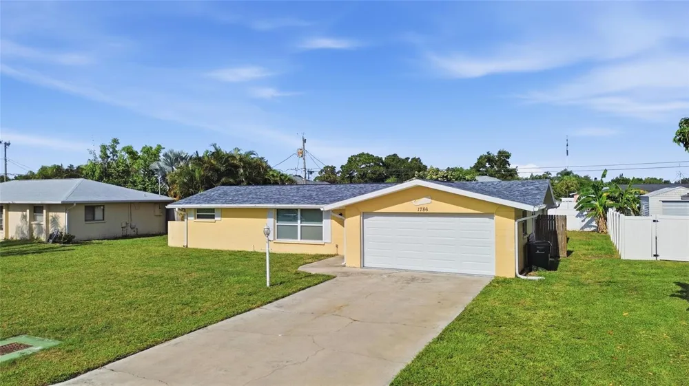 1786 COCONUT DRIVE Venice, FL 34293
