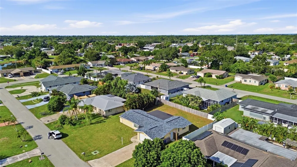 1786 COCONUT DRIVE Venice, FL 34293