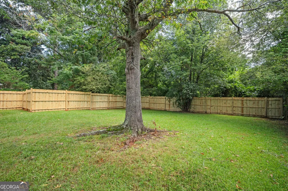 1130 Mannbrook DR Stone Mountain, GA 30083