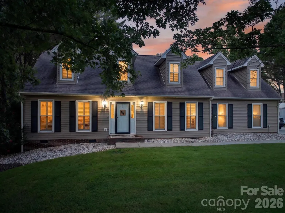 922 Plantation Drive Lenoir, NC 28645