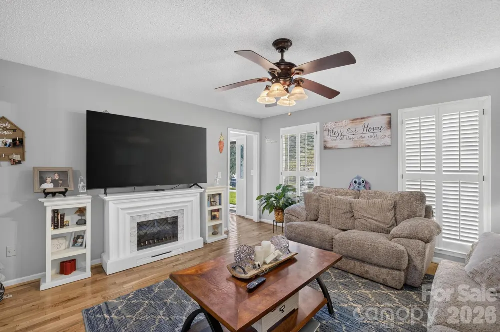 922 Plantation Drive Lenoir, NC 28645