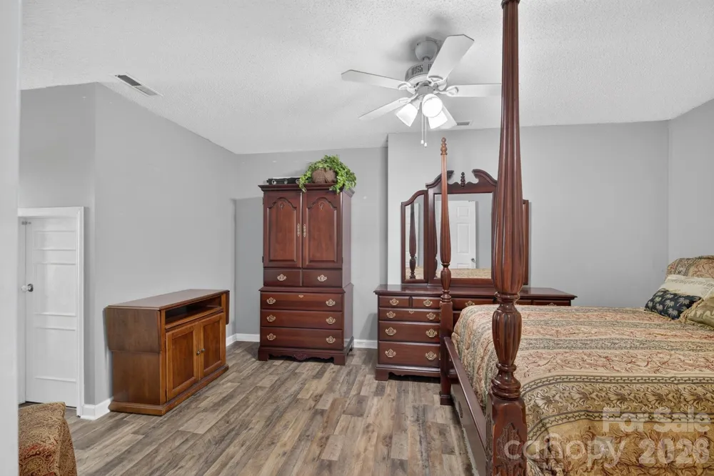 922 Plantation Drive Lenoir, NC 28645