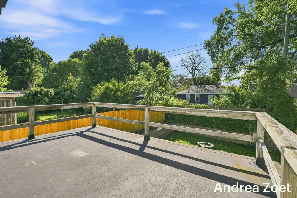 1044 Lockridge Drive NE Grand Rapids, MI 49505