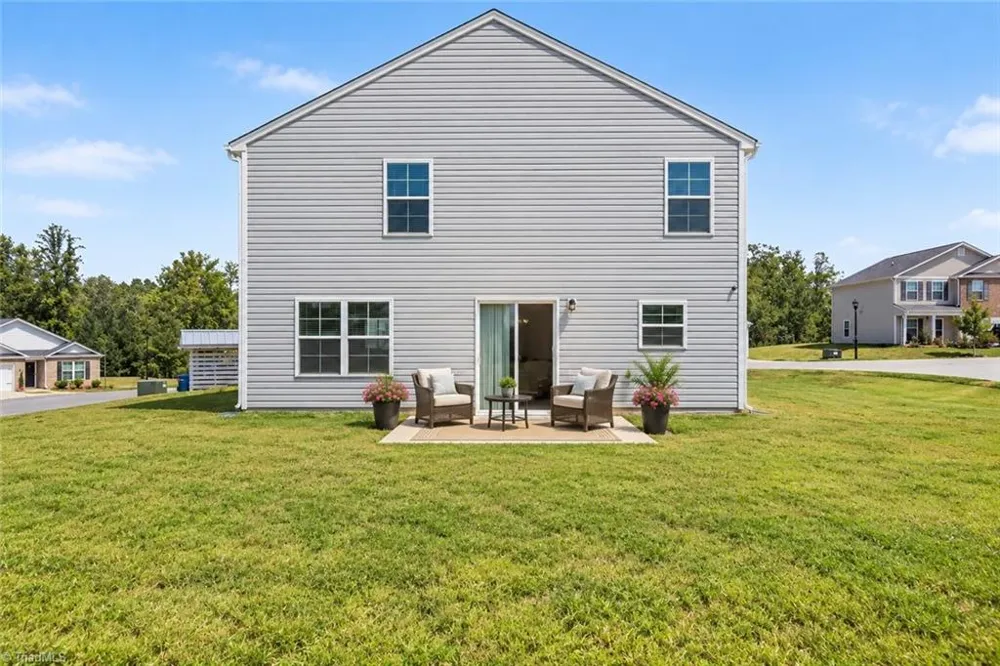 154 Stone River Way Mayodan, NC 27027