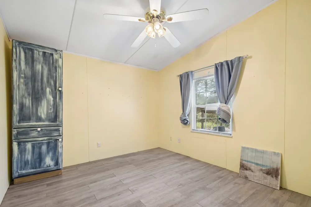 664 Hidden Oaks Drive Elgin, TX 78621