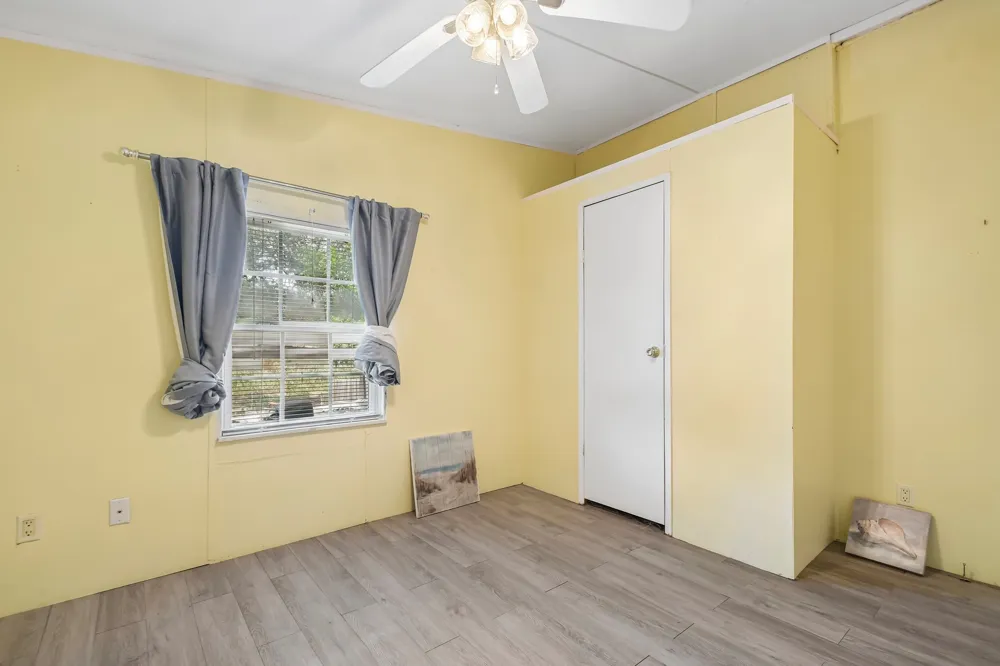 664 Hidden Oaks Drive Elgin, TX 78621