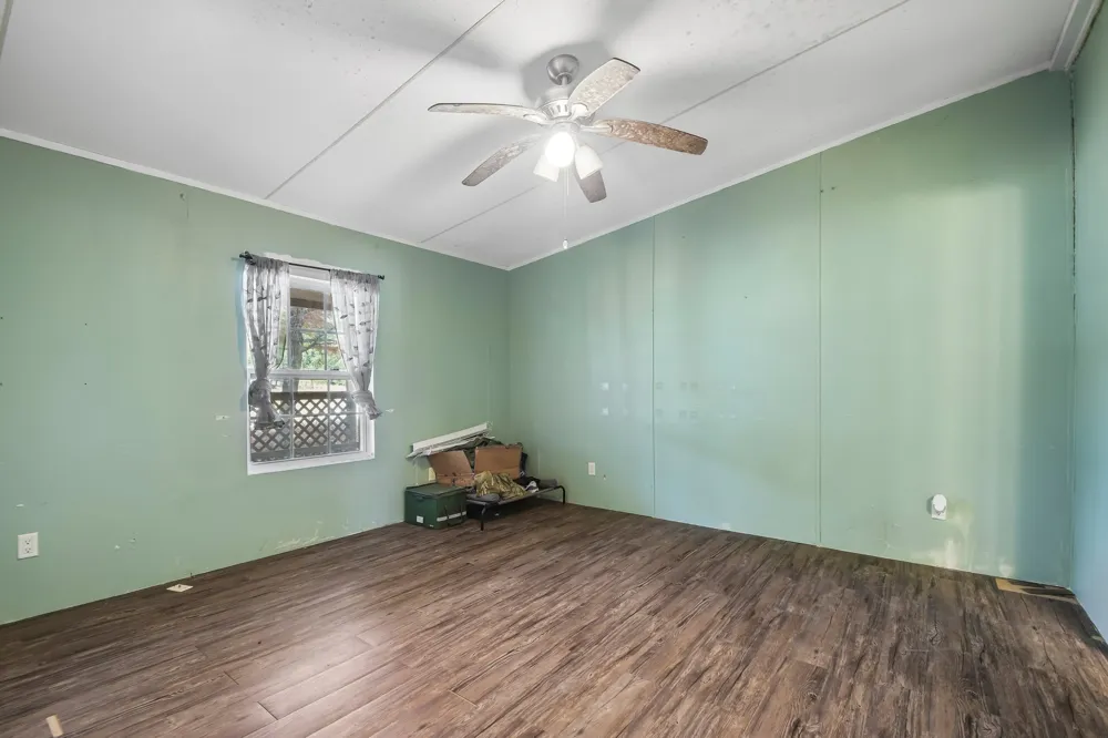 664 Hidden Oaks Drive Elgin, TX 78621