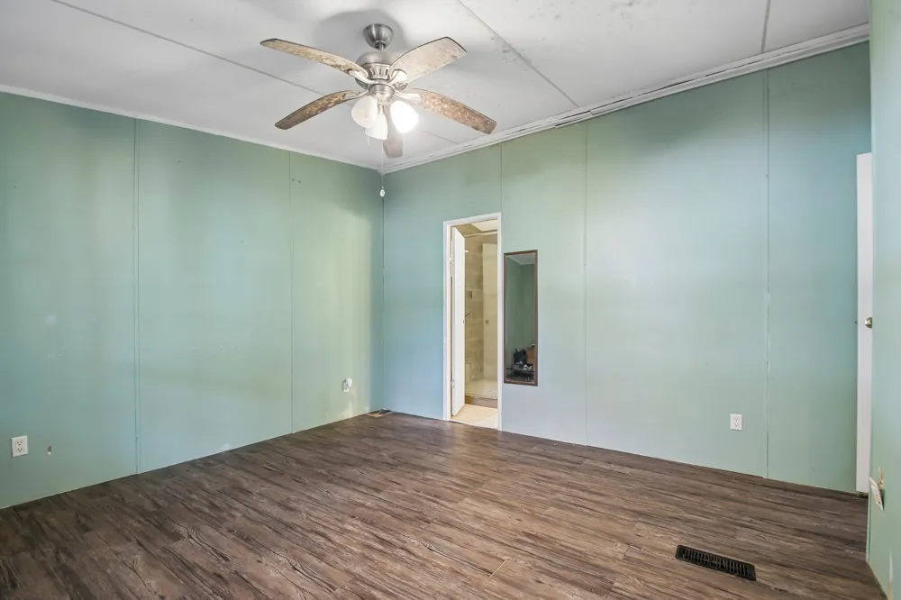 664 Hidden Oaks Drive Elgin, TX 78621