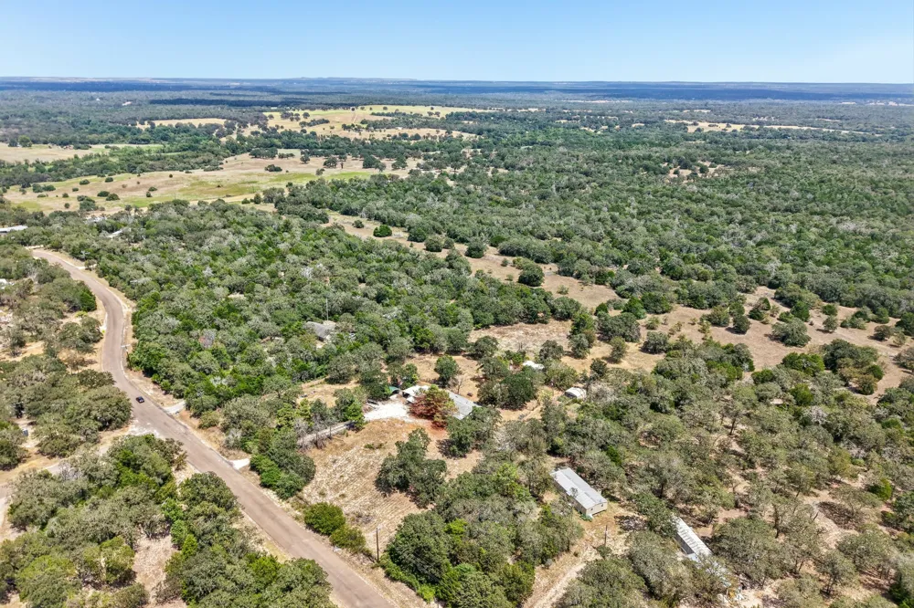664 Hidden Oaks Drive Elgin, TX 78621