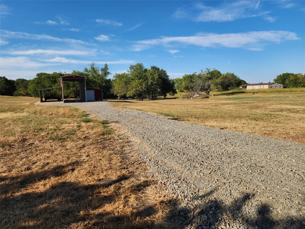 250 County Road 4140 Bonham, TX 75418