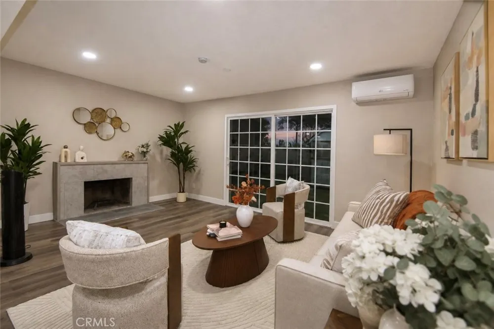 2332 Silverbay El Monte, CA 91732