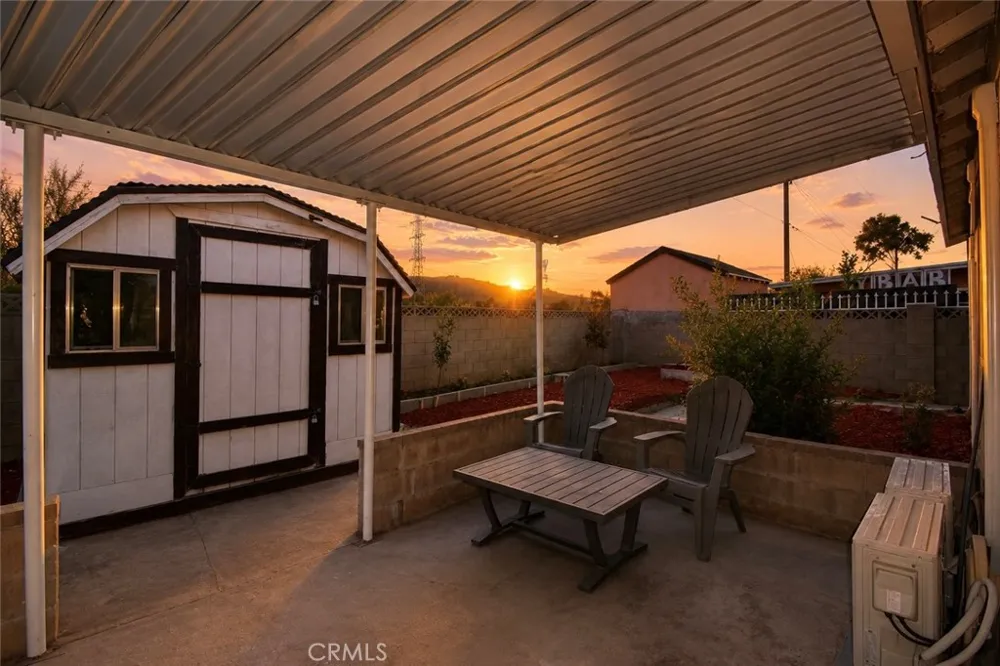 2332 Silverbay El Monte, CA 91732