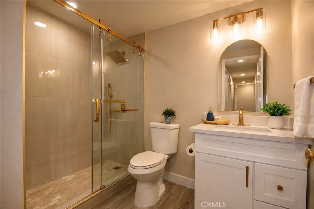 2332 Silverbay El Monte, CA 91732