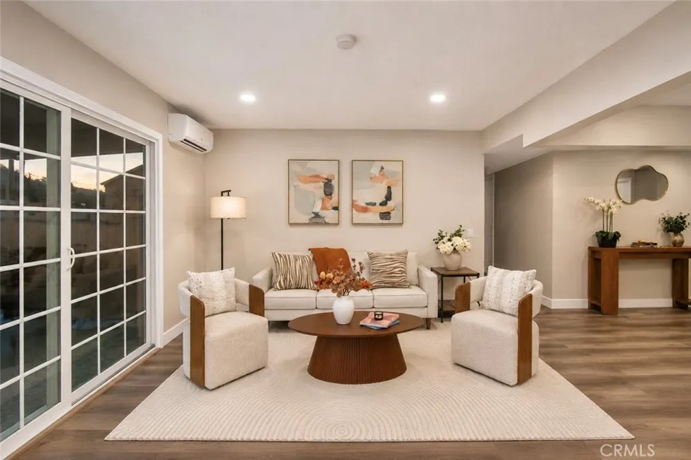 2332 Silverbay El Monte, CA 91732